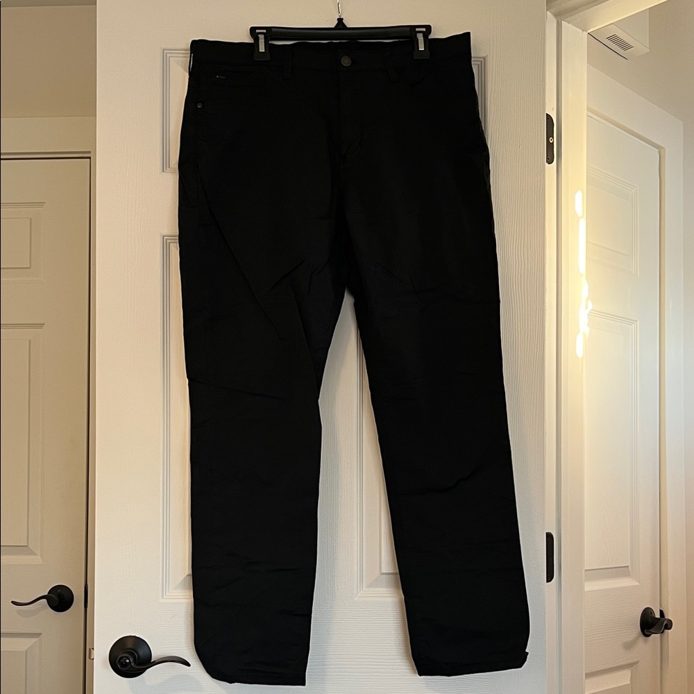 English Laundry Men’s Straight Black Jeans - Clean Classic